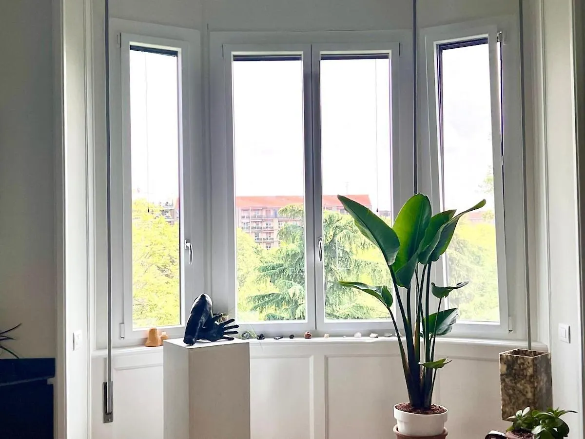 Lovely One Bedroom Apartment In Milano 0*, Milan Italy